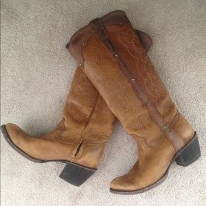 Corral boots